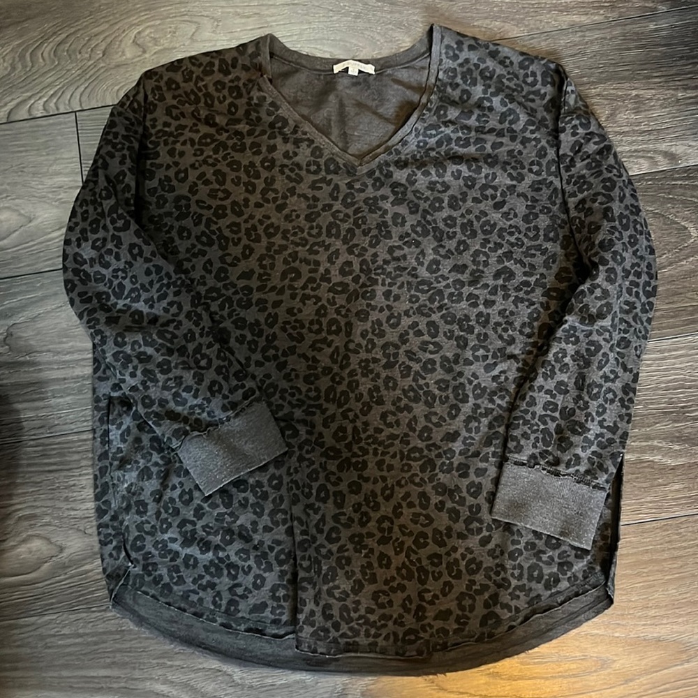 Z Supply leopard print long sleeve flowy sweatshirt